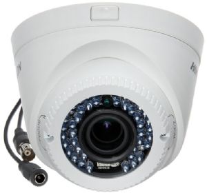 מצלמת כיפה עם עדשה משתנה TVI 2MP טורבו HIKVISION דגם DS-2CE56D1T-VFIR3